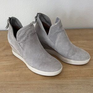 Sofft Gray Suede Ankle Boots